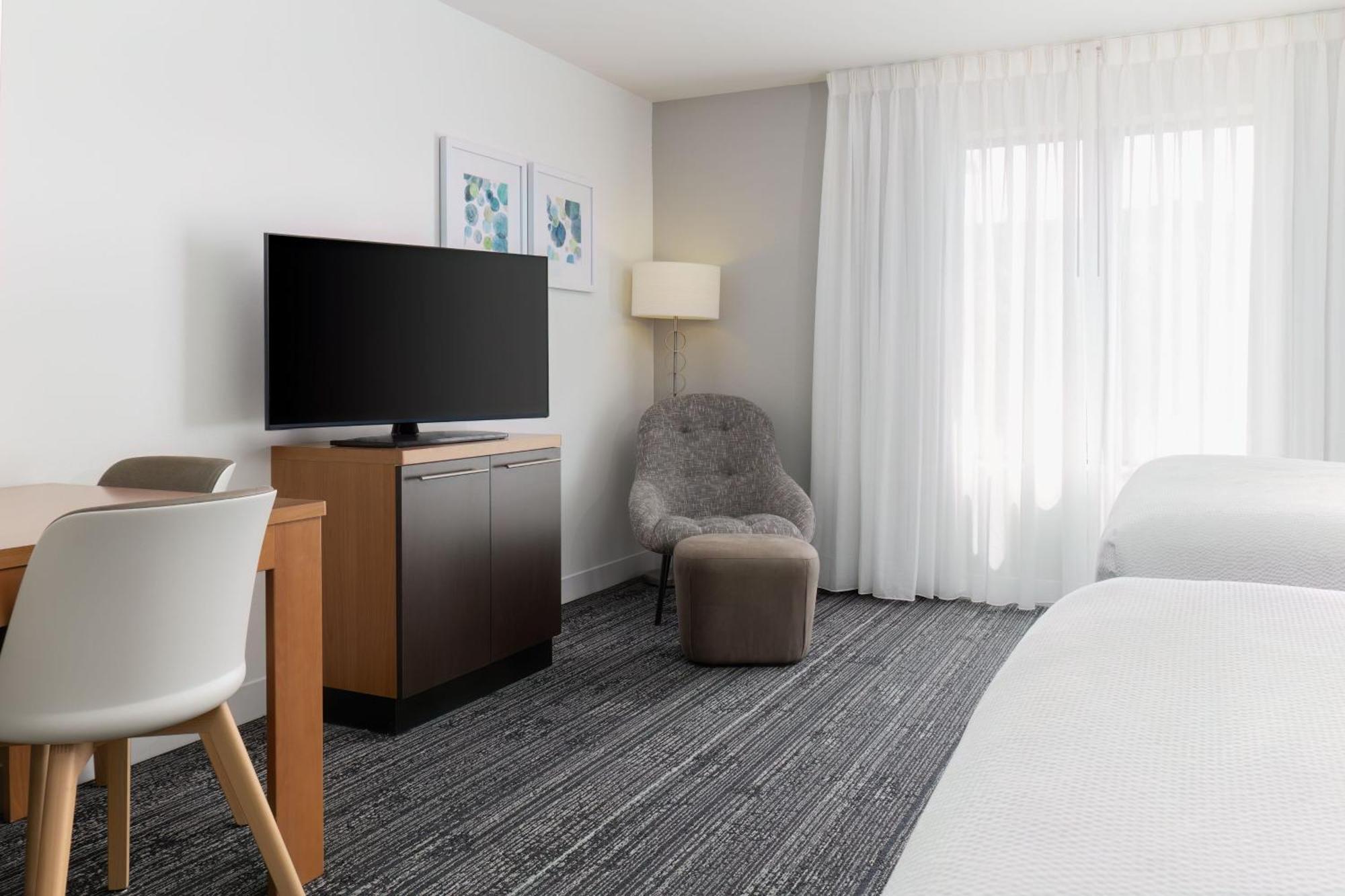 Towneplace Suites By Marriott Erie Exterior foto
